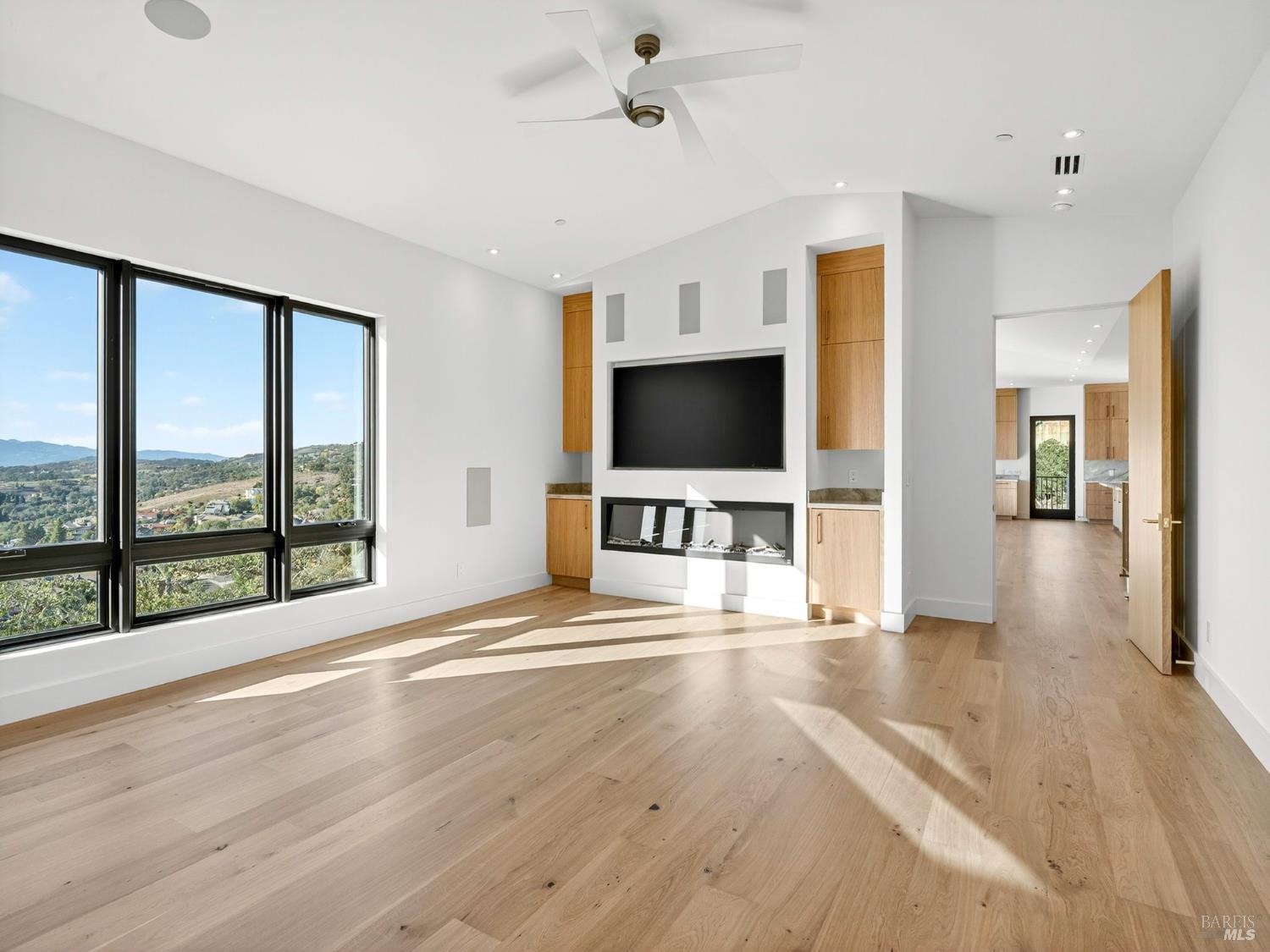 421 Bear Creek Cir