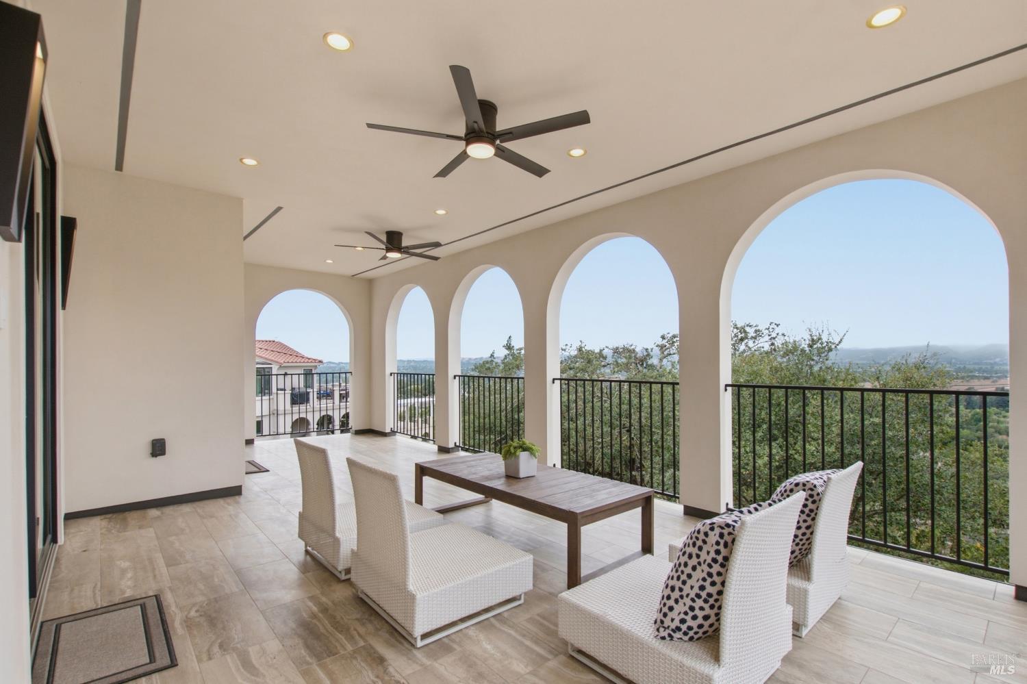 421 Bear Creek Cir