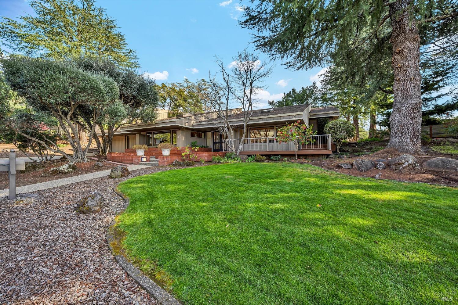 523 Westgate Dr