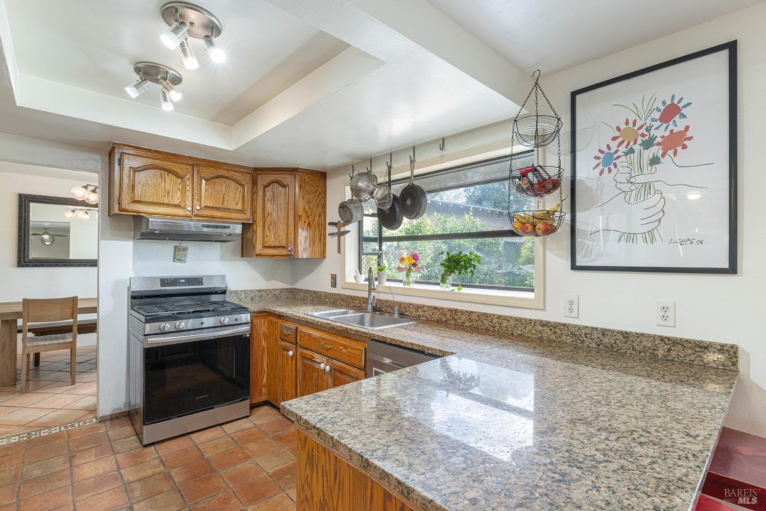 689 Rio Vista Dr