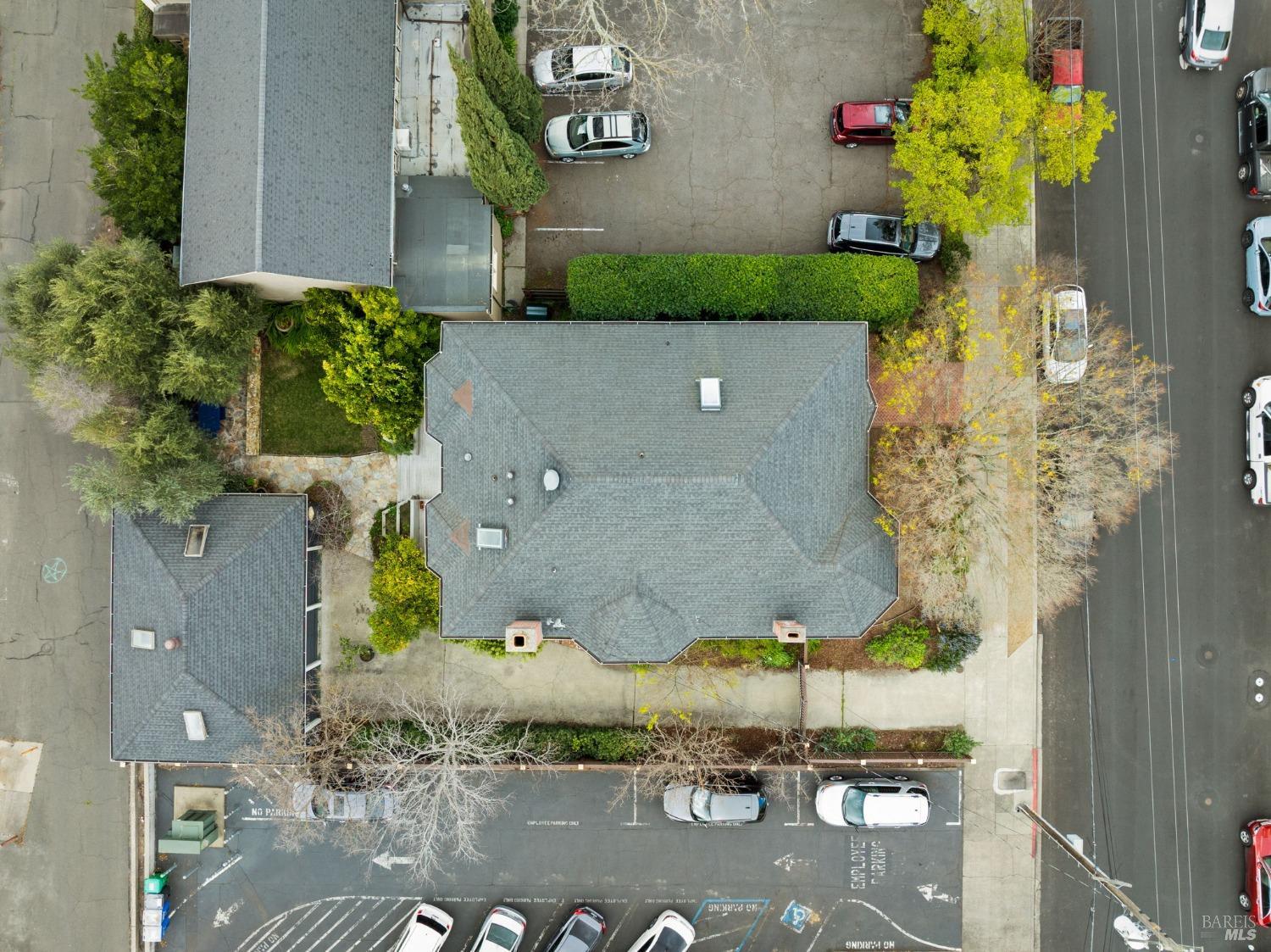 1133 Seminary St