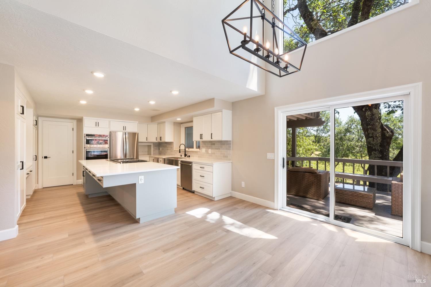 1275 Summit Lake Dr