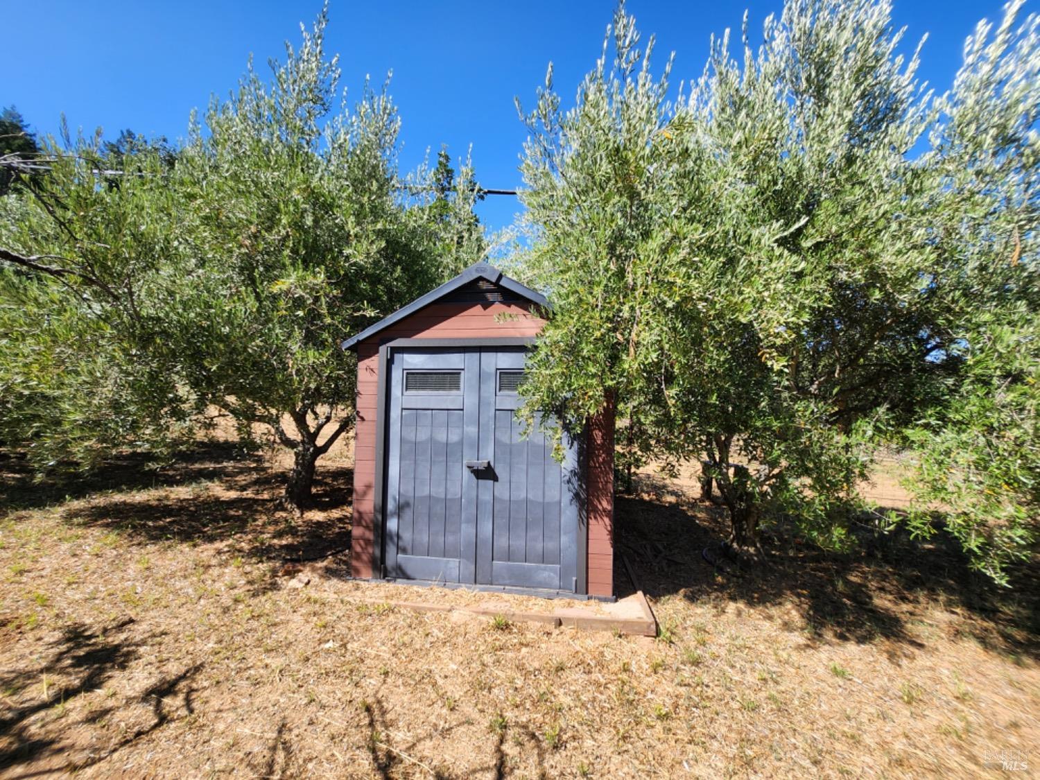 1275 Summit Lake Dr