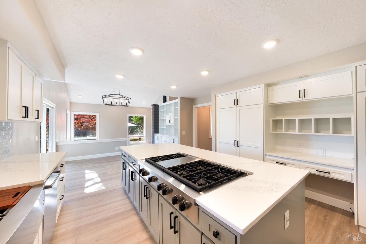 1275 Summit Lake Dr