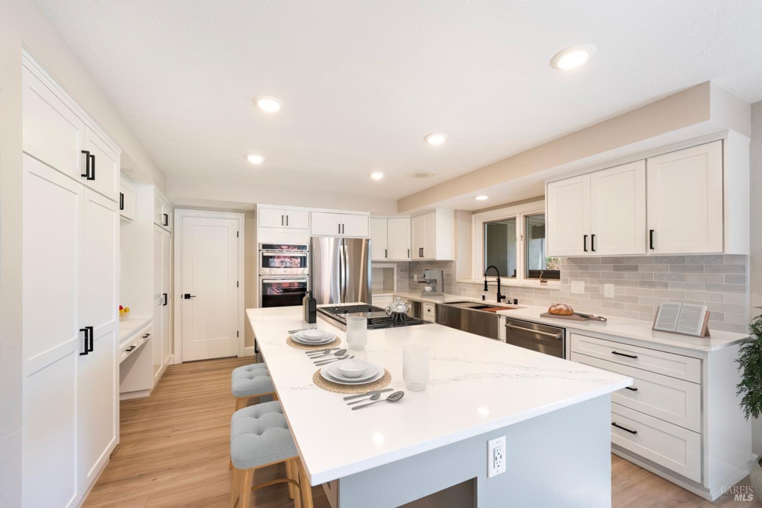 1275 Summit Lake Dr