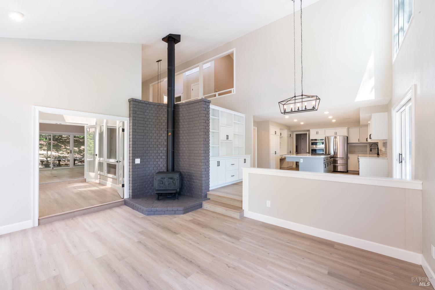 1275 Summit Lake Dr