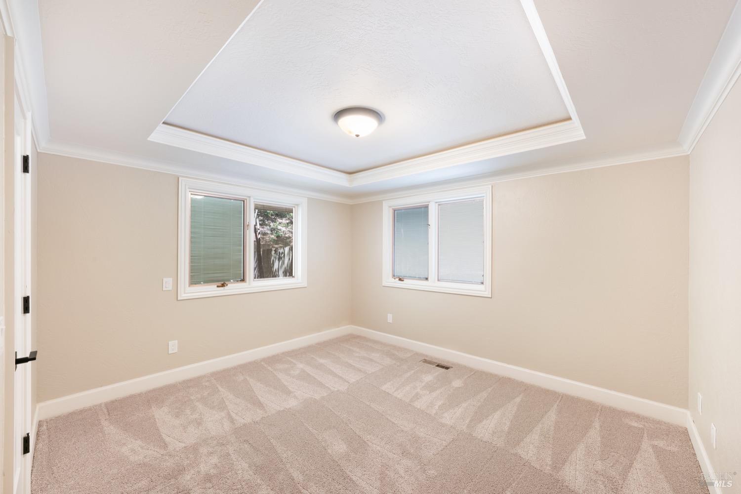 1275 Summit Lake Dr