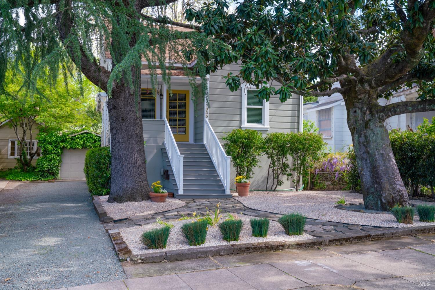 1335 Madrona Ave