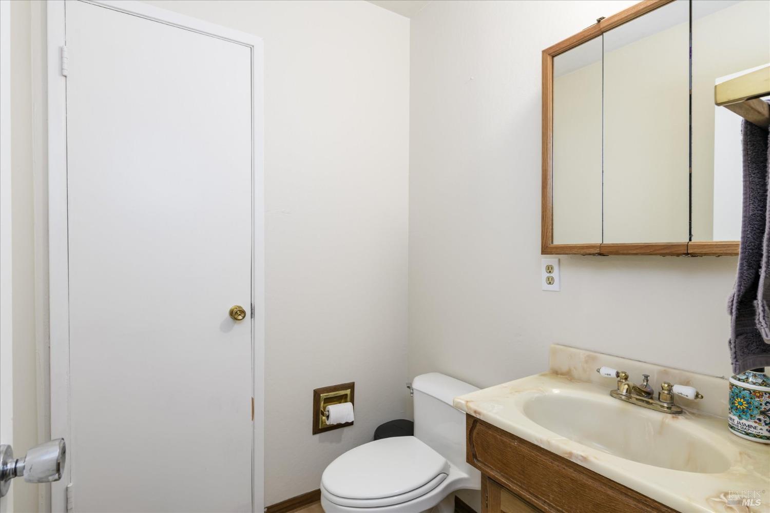 1301 James St