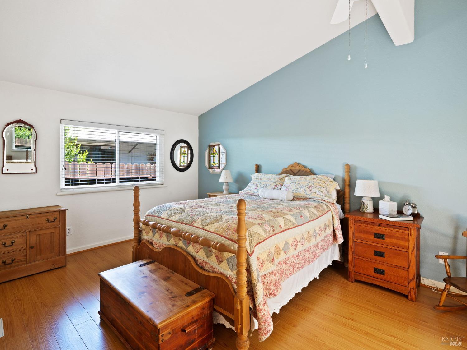 2 La Canada Ct