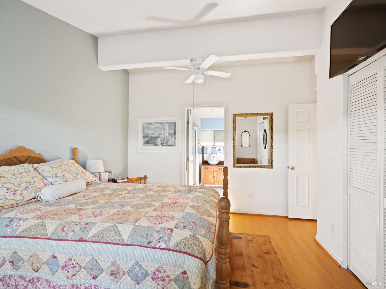 2 La Canada Ct