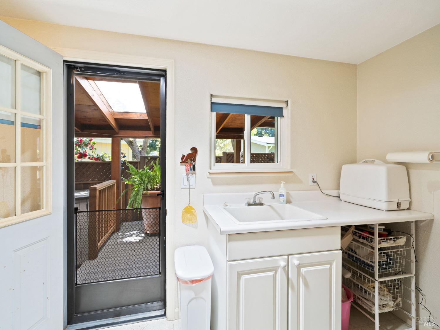 2 La Canada Ct