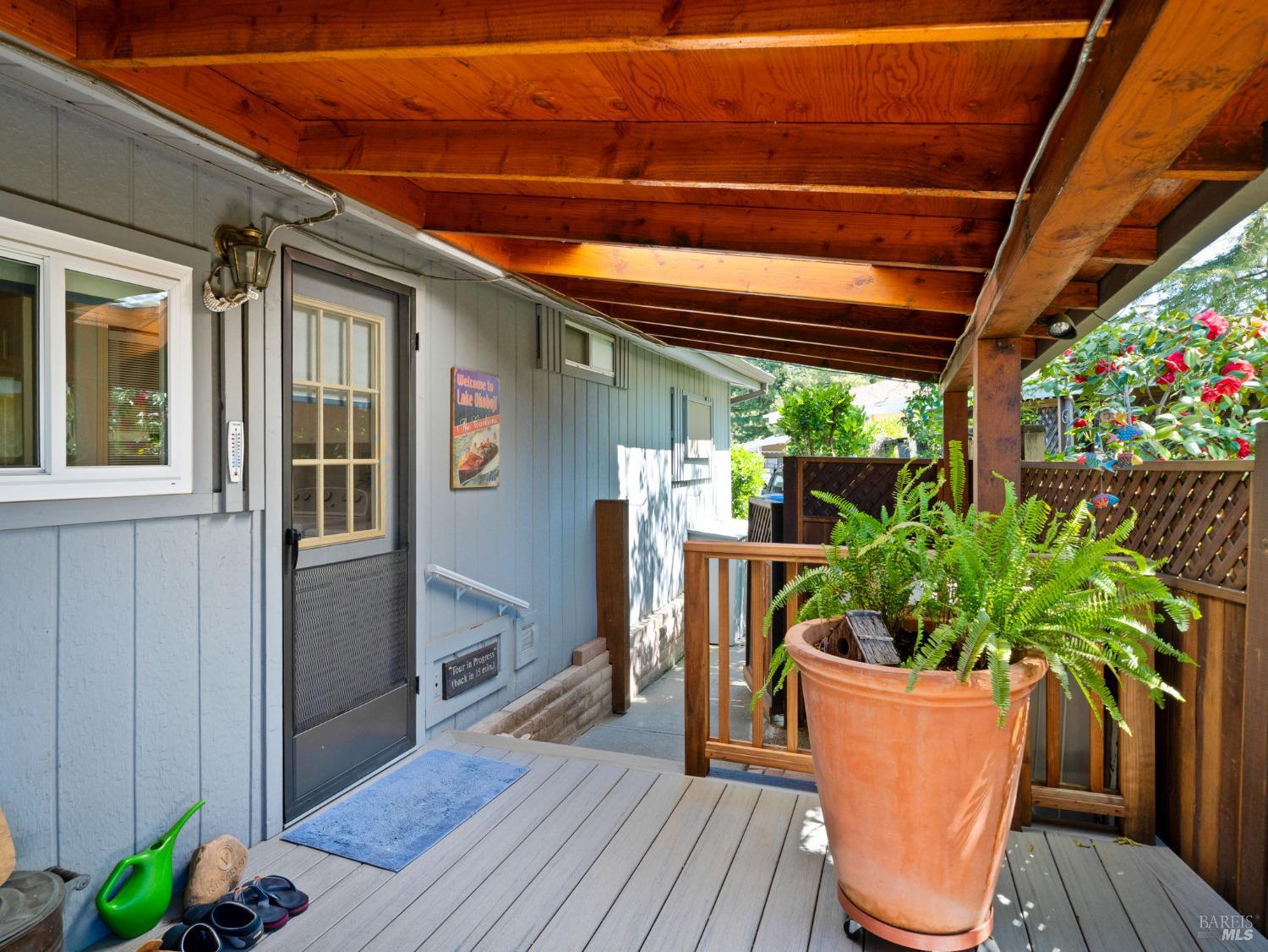 2 La Canada Ct