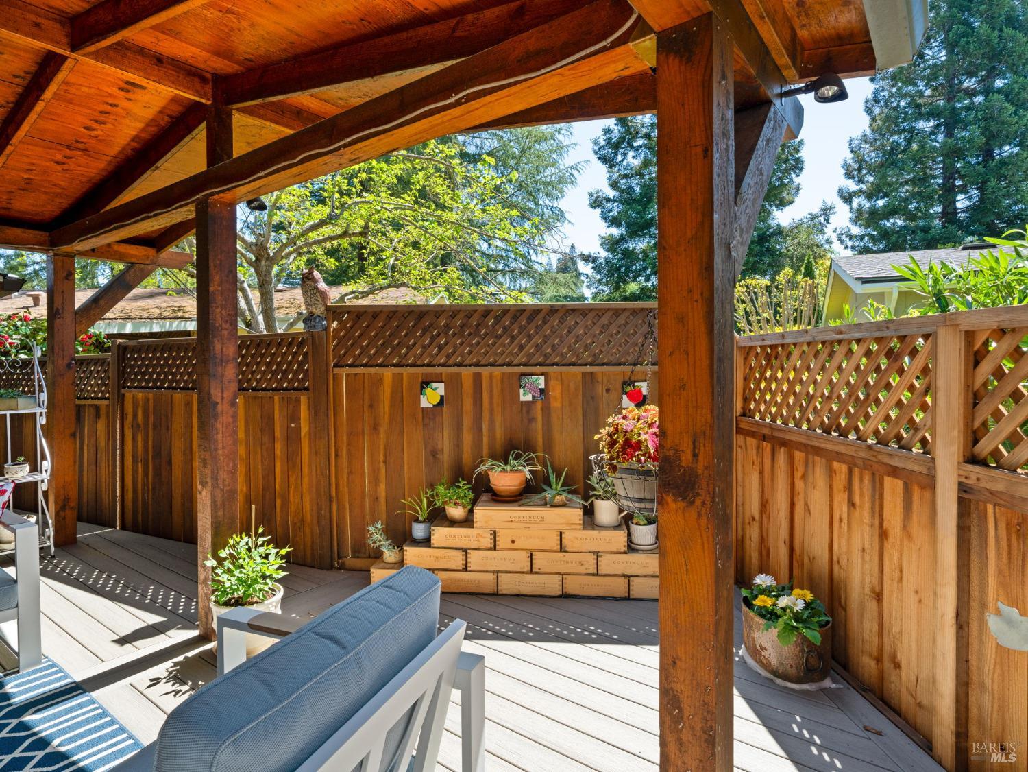 2 La Canada Ct