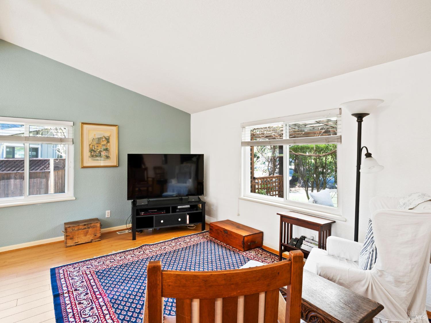 2 La Canada Ct