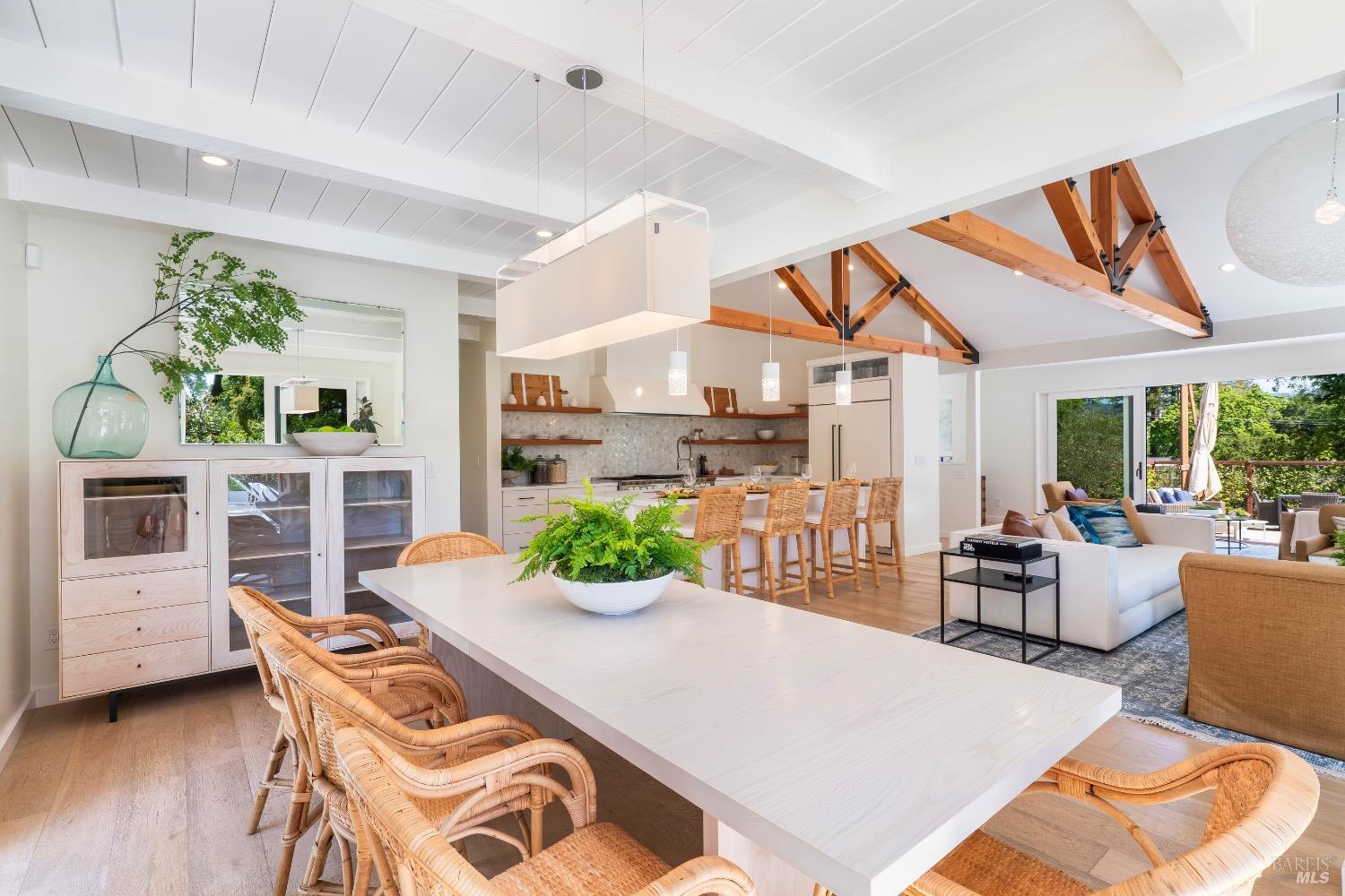2225 Palmer Dr