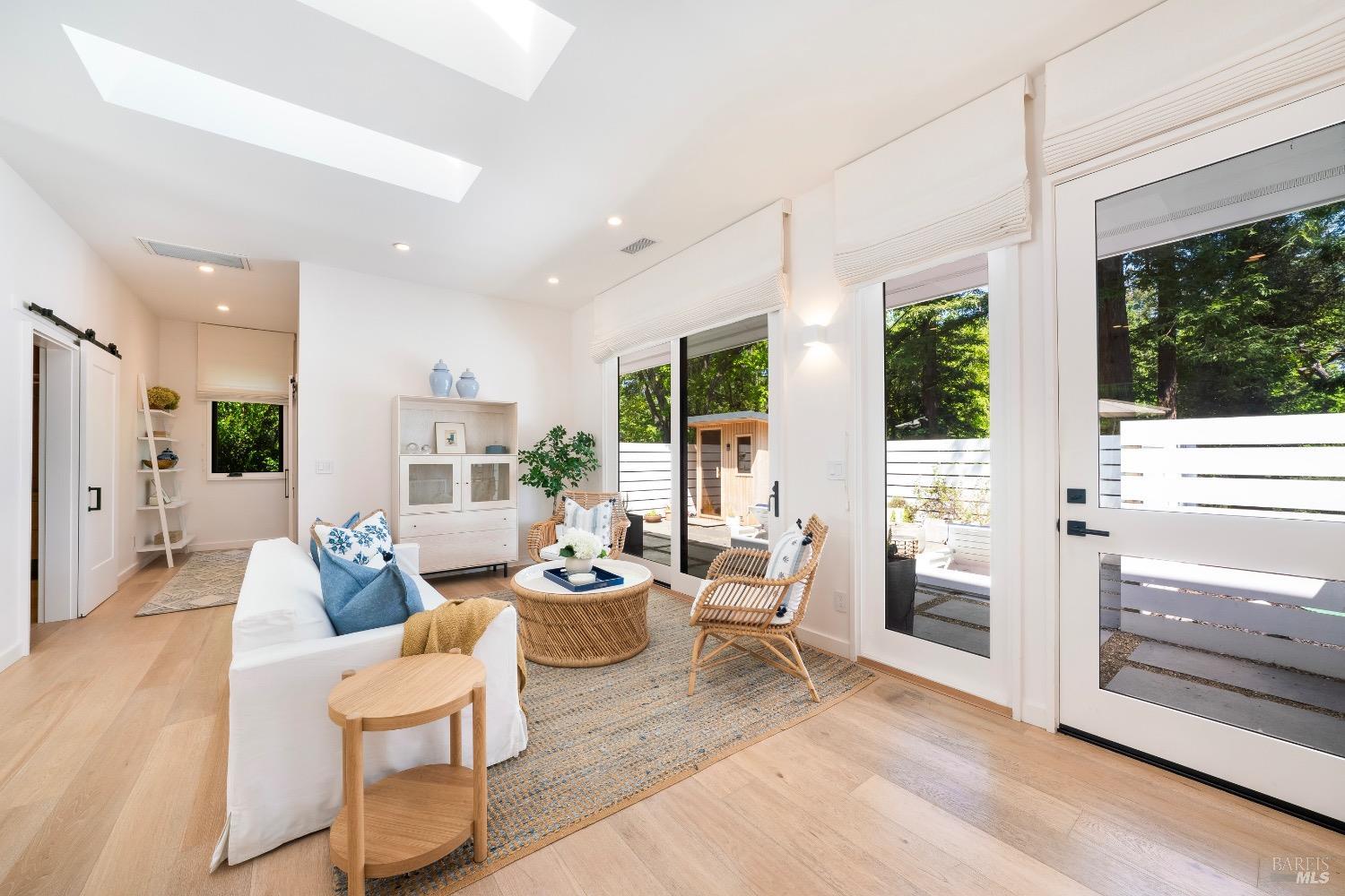 2225 Palmer Dr