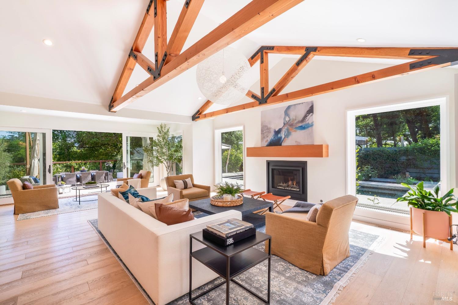 2225 Palmer Dr