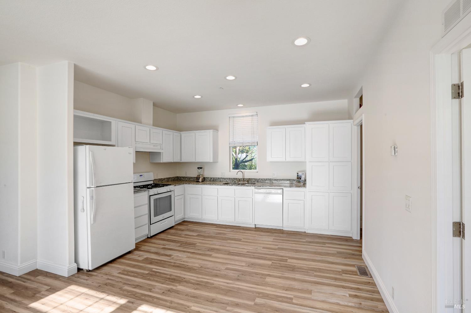 740-742 Verano Ave