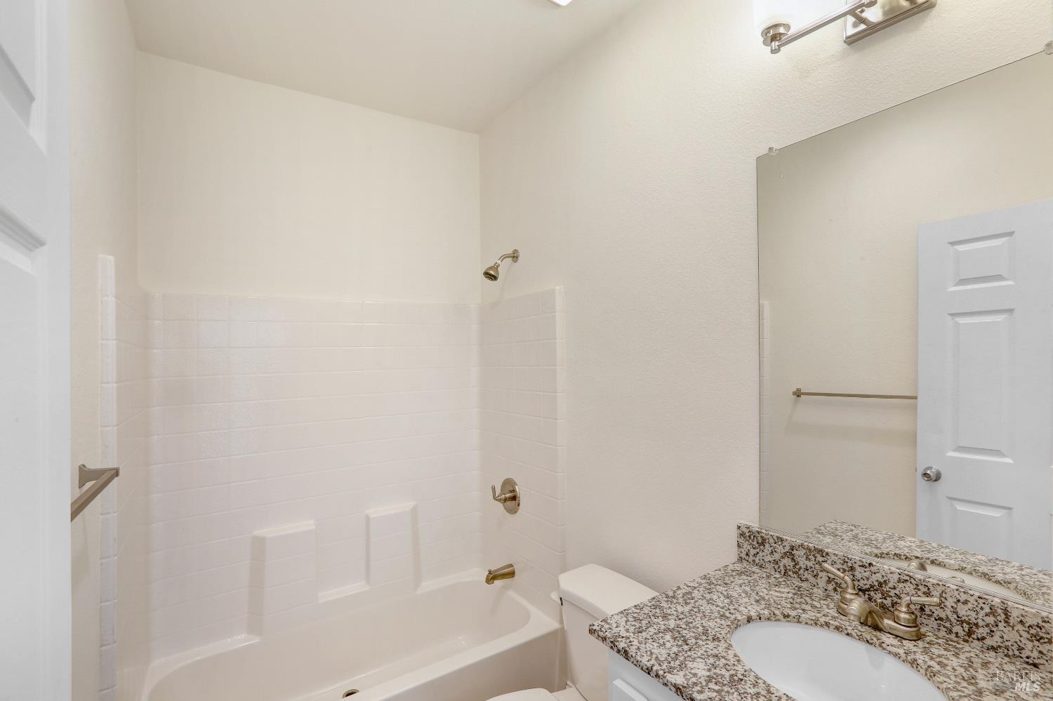 740-742 Verano Ave