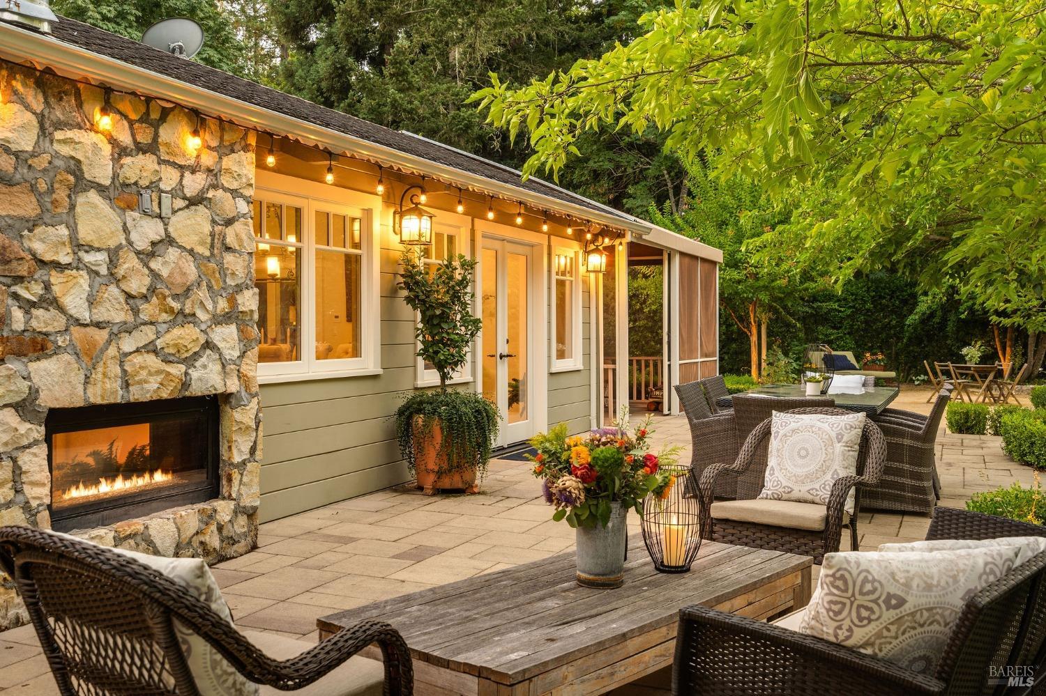 1450 Diamond Mountain Rd