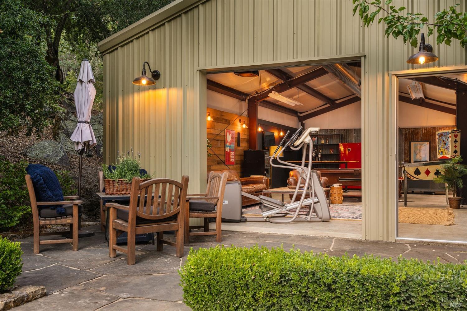 1450 Diamond Mountain Rd