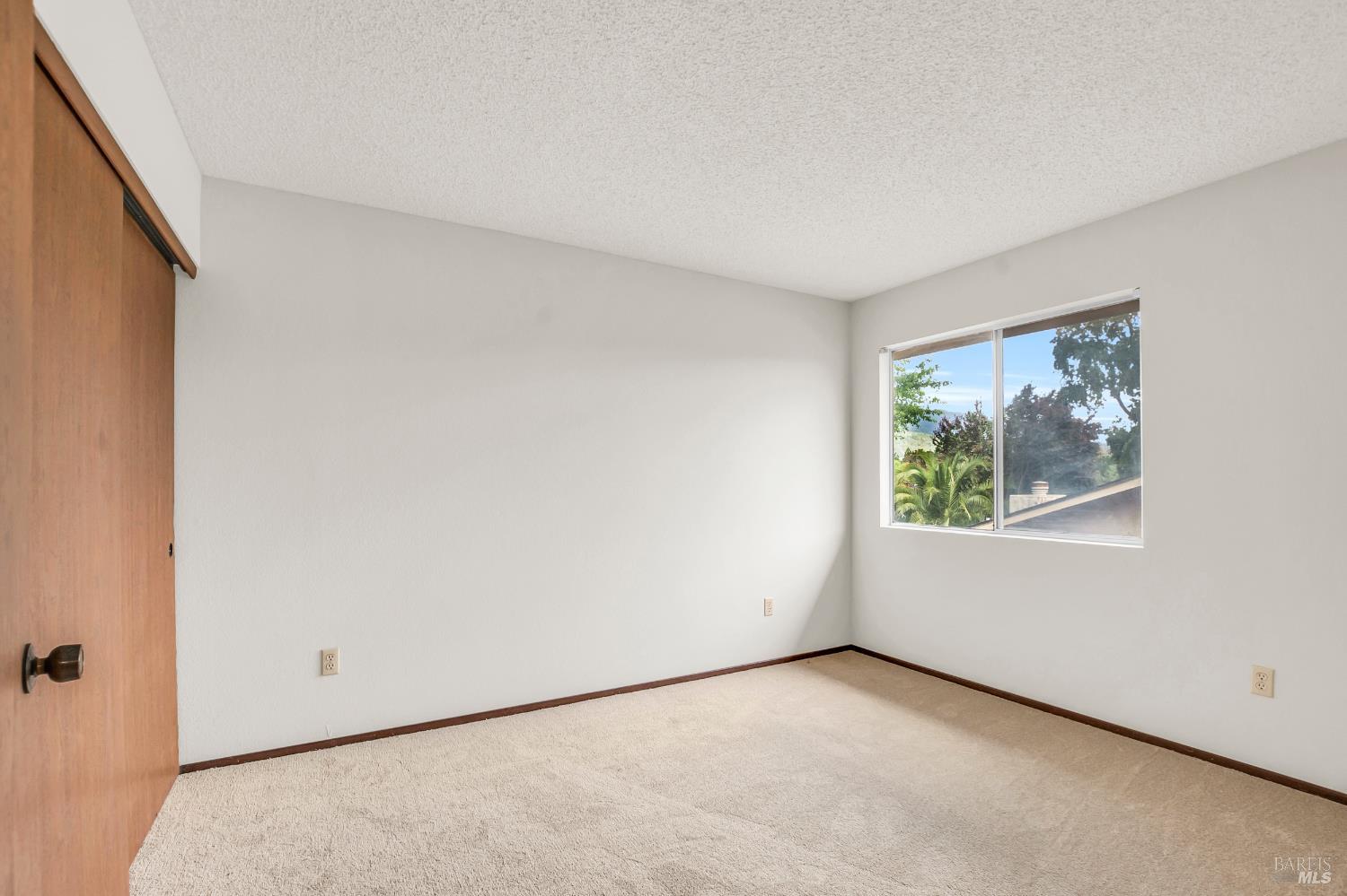 883 Arbor Ave