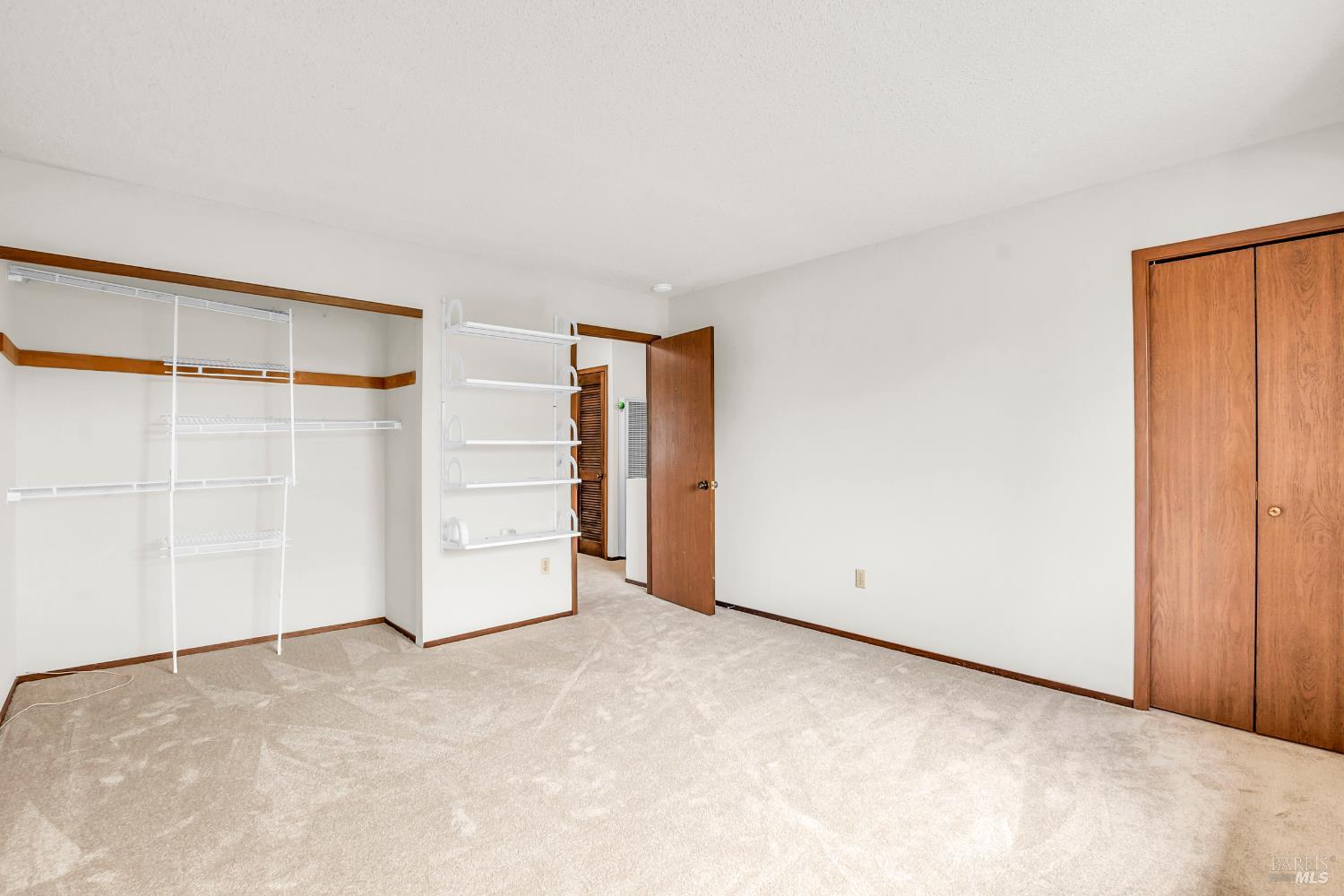 883 Arbor Ave