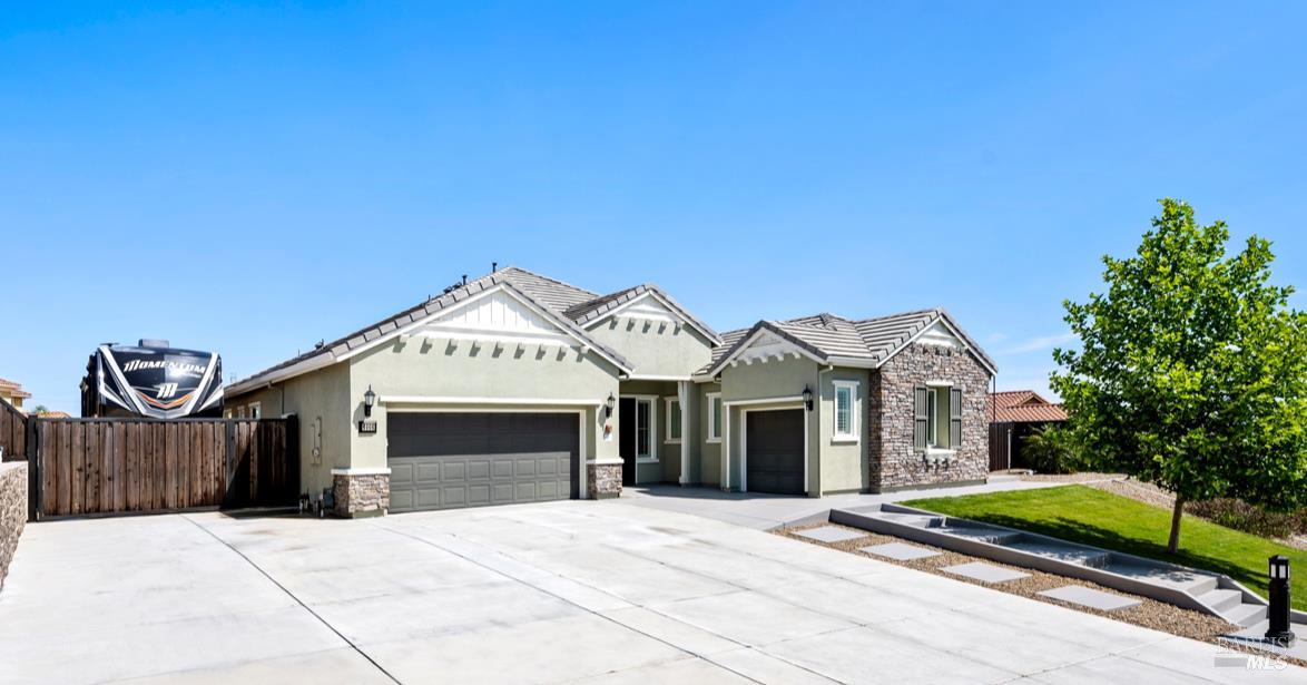 6006 Peacock Ct
