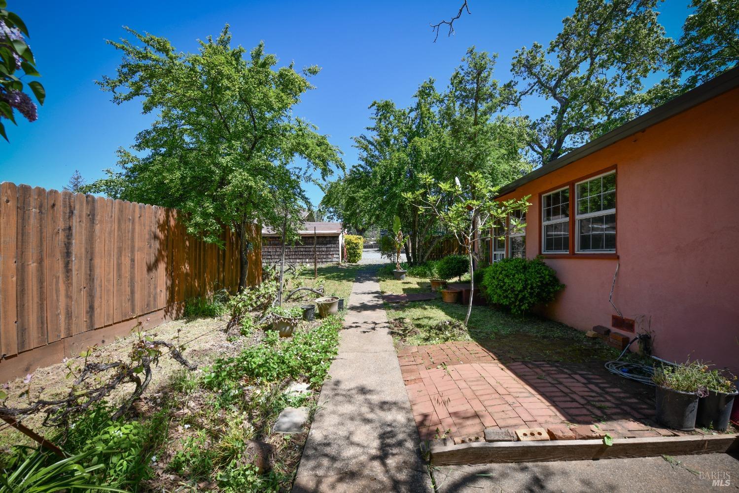 473 Newton Way