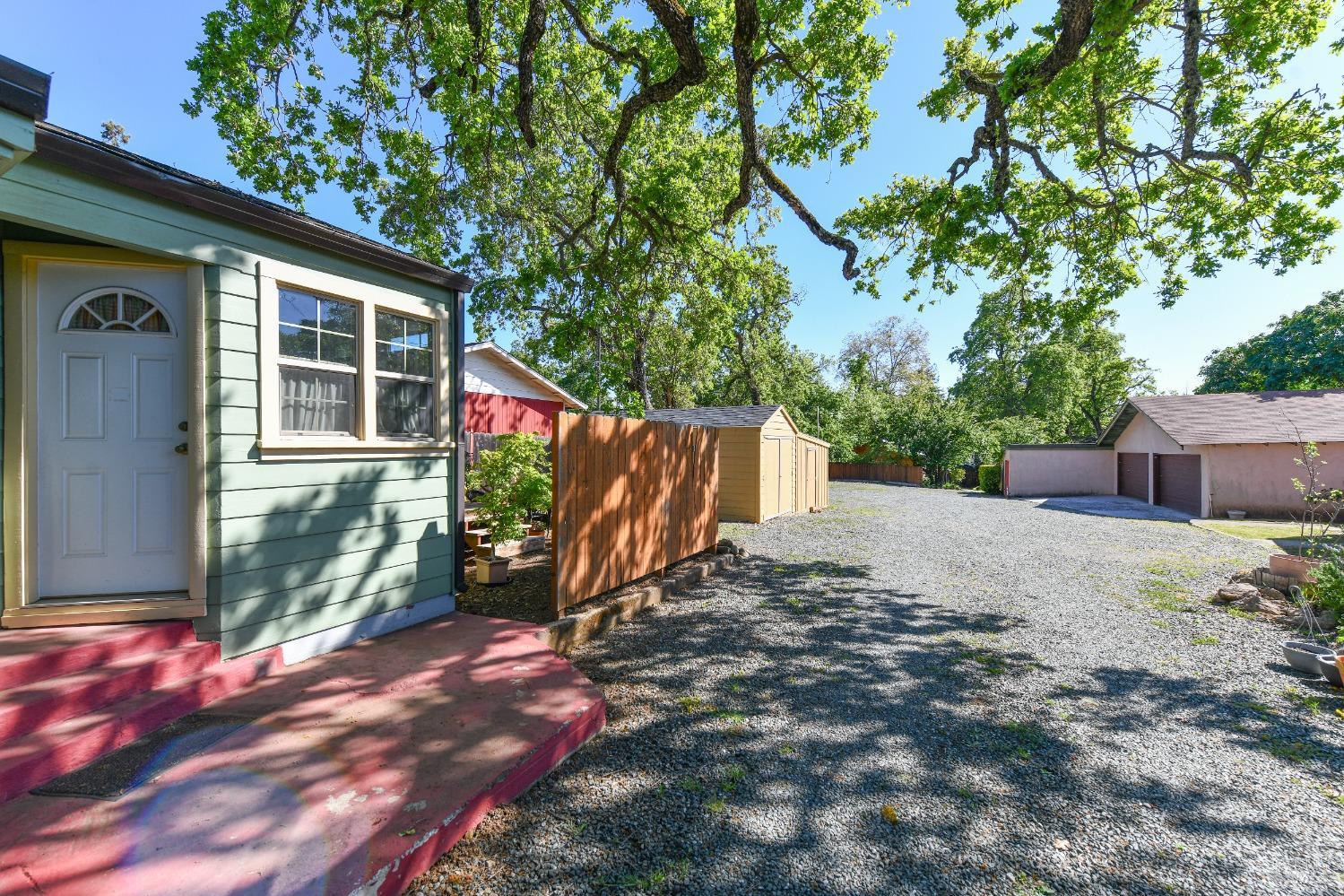 473 Newton Way