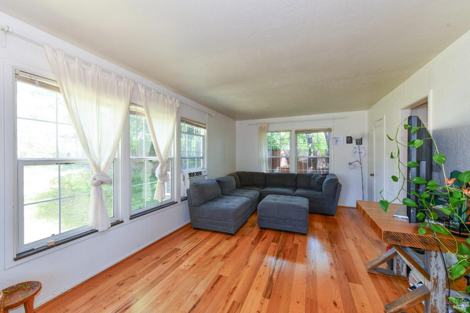 473 Newton Way