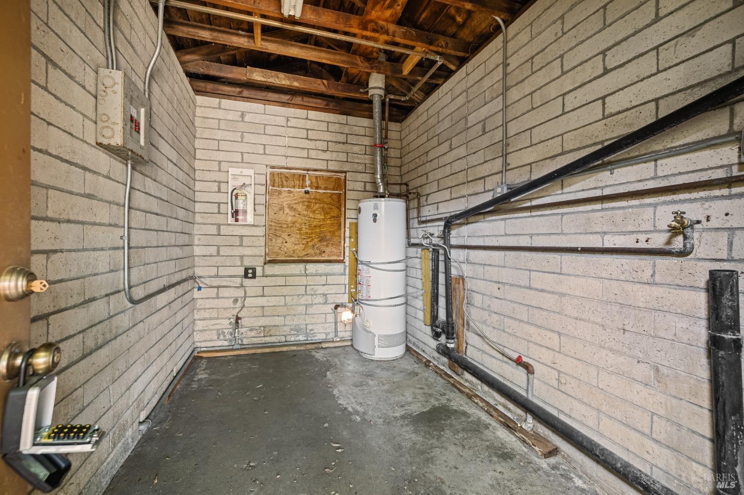 71-83 Solano Ave