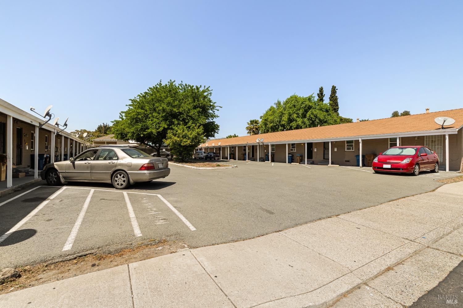 71-83 Solano Ave