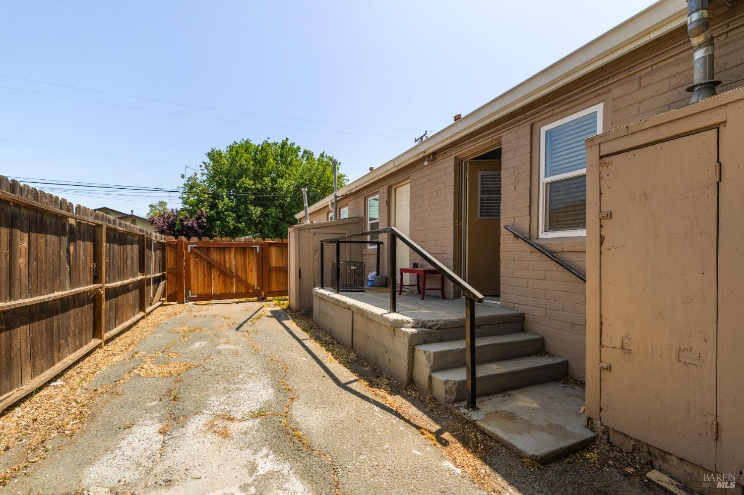 71-83 Solano Ave