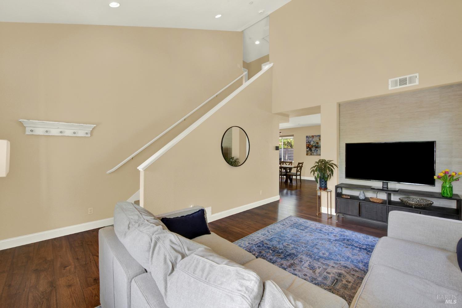 4564 Stillson Street