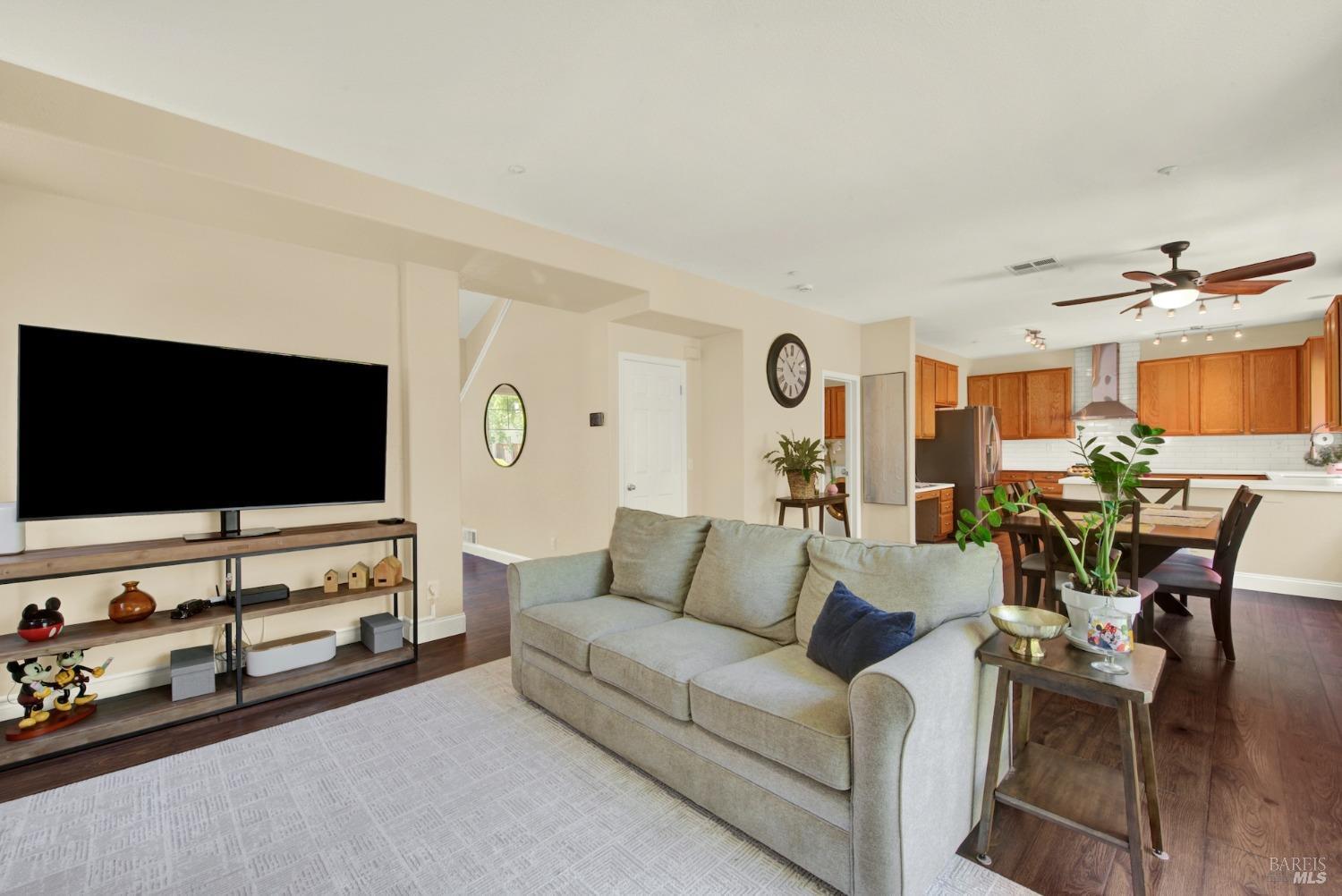 4564 Stillson Street