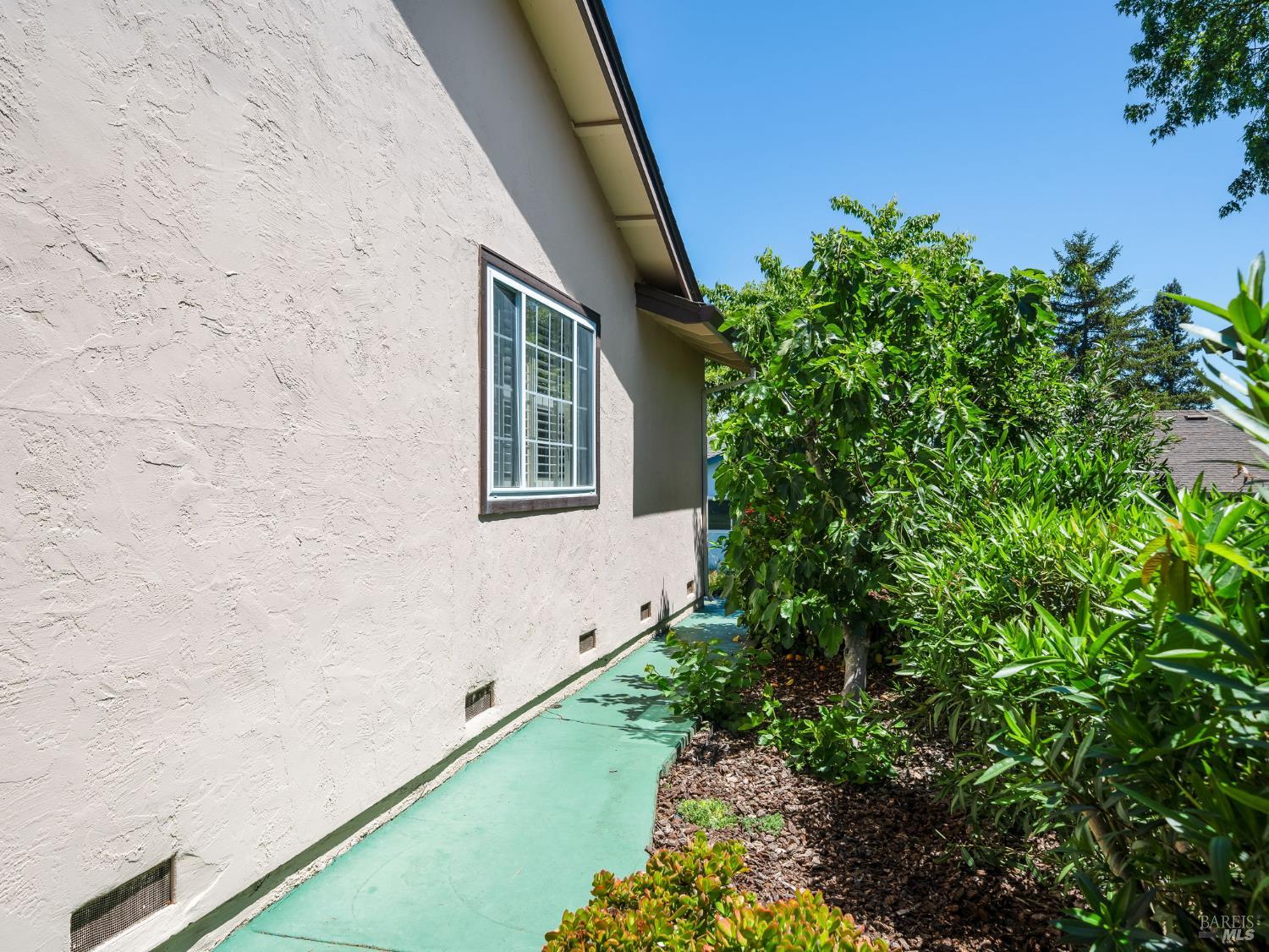 175 Temelec Cir