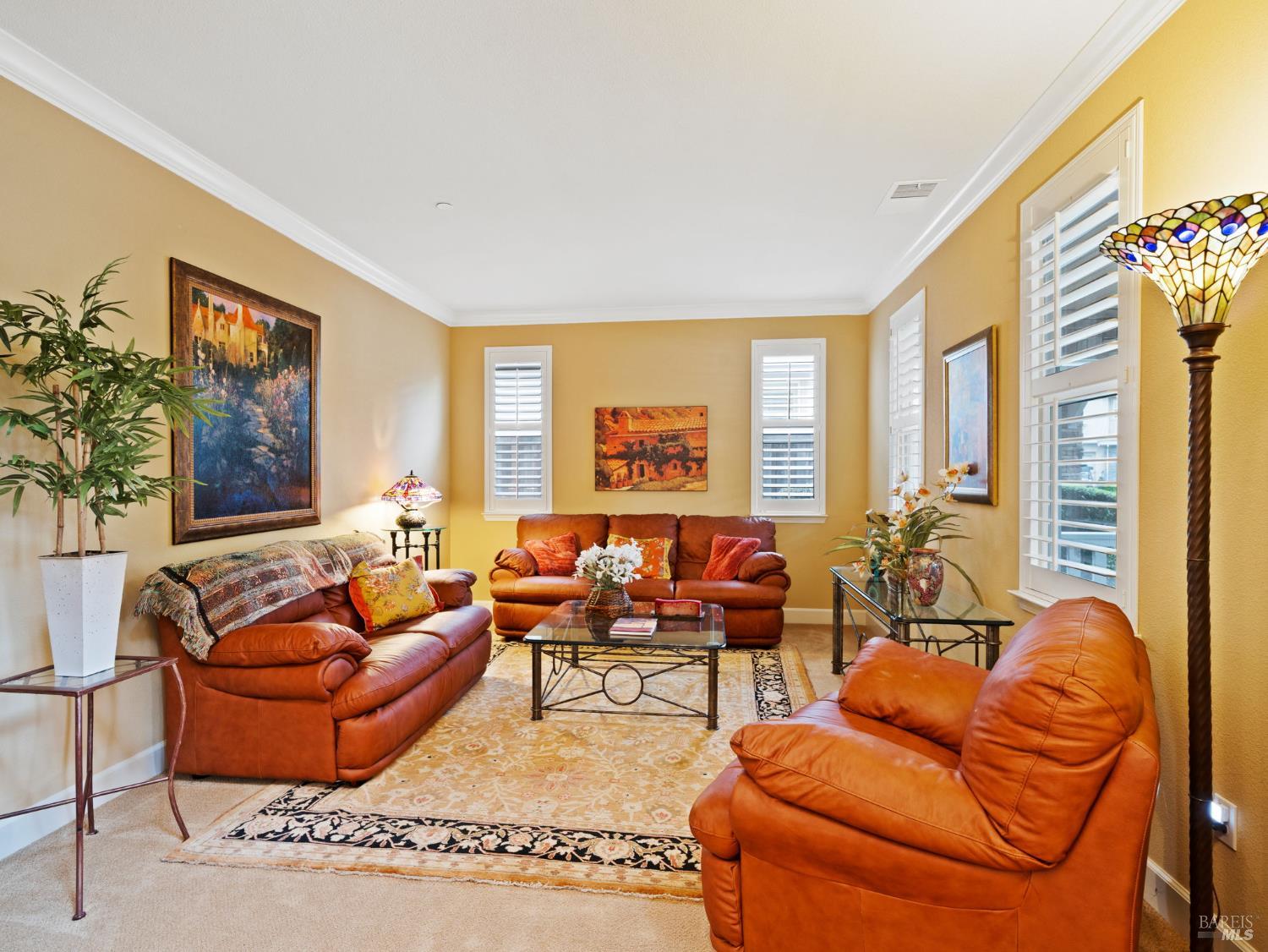 3263 Atherton Cir