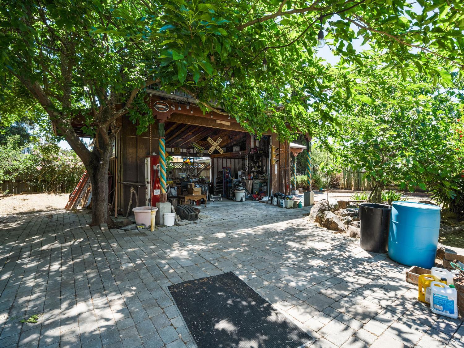1010 Easum Dr