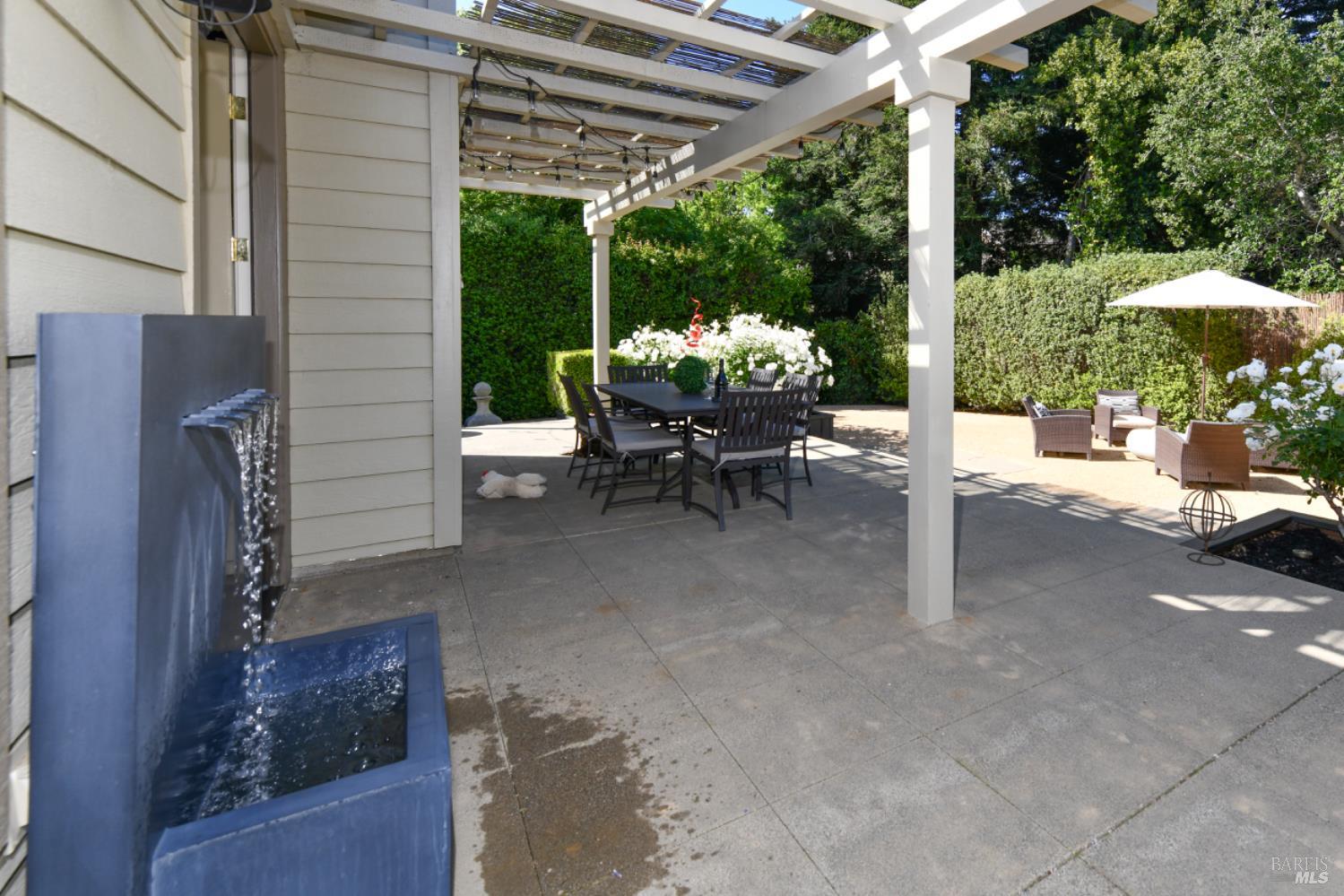 1571 Voorhees Cir