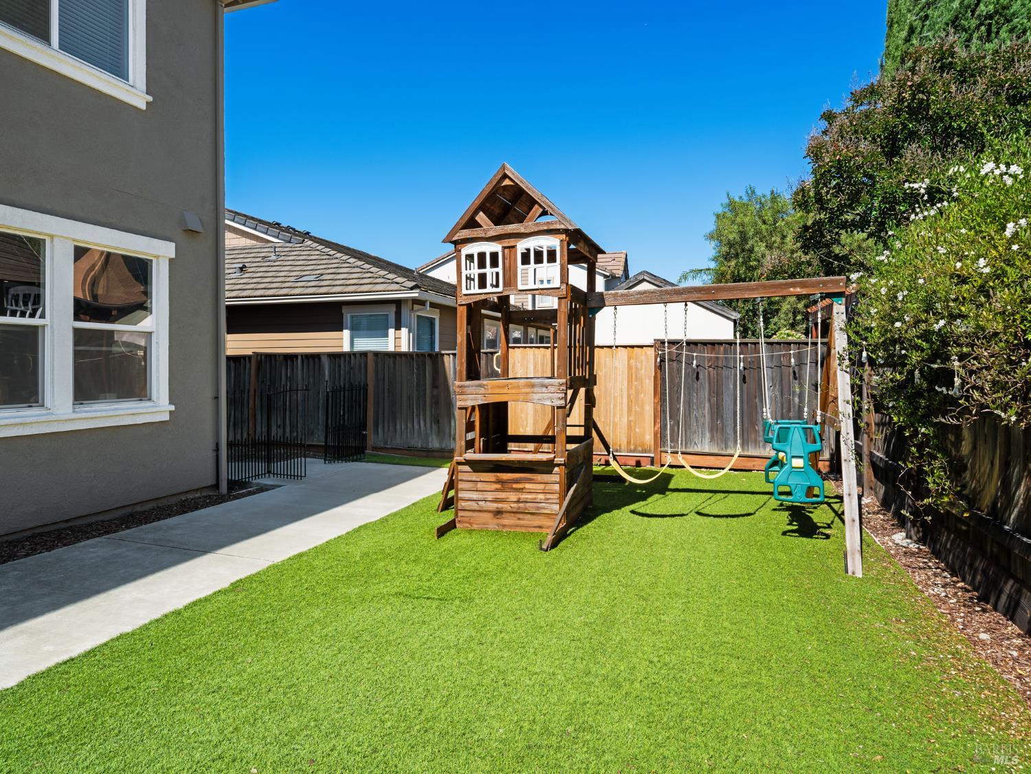 630 Purple Martin Dr