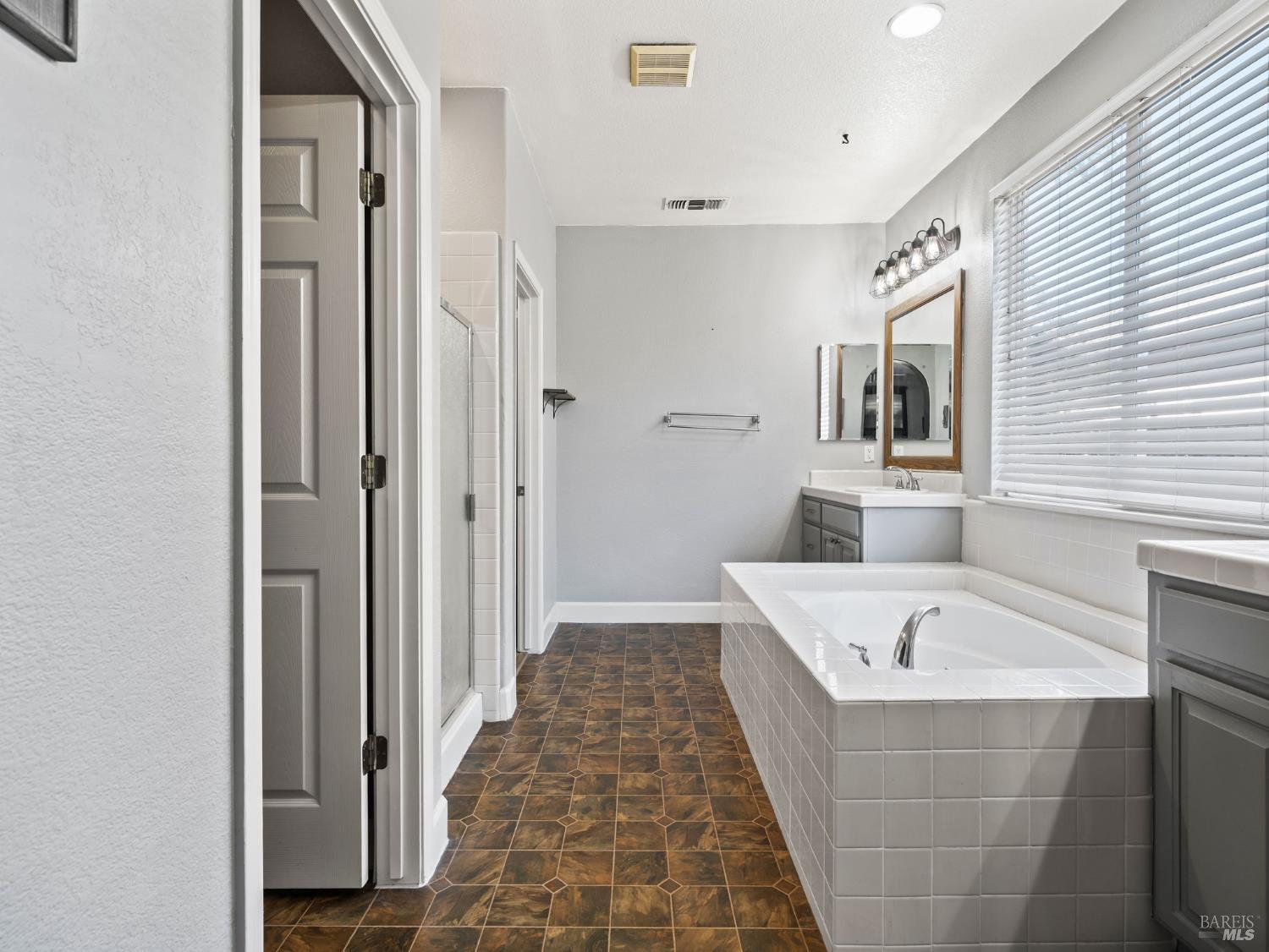 630 Purple Martin Dr