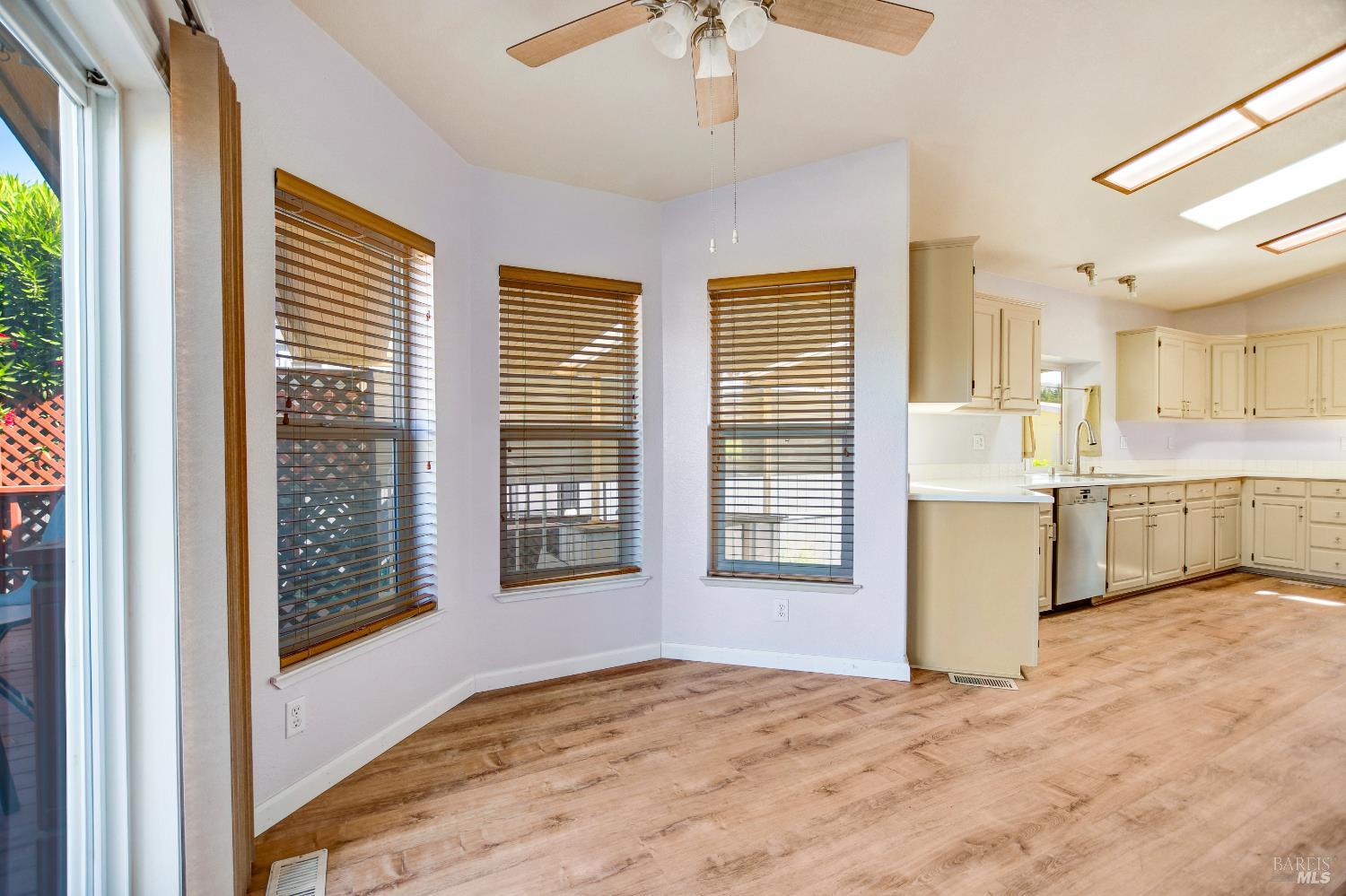 6468 Washington St #141