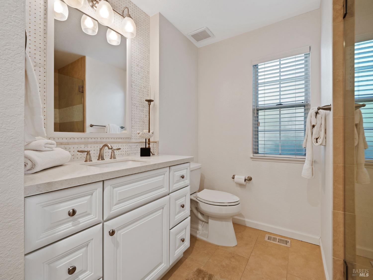 125 Valley Club Cir