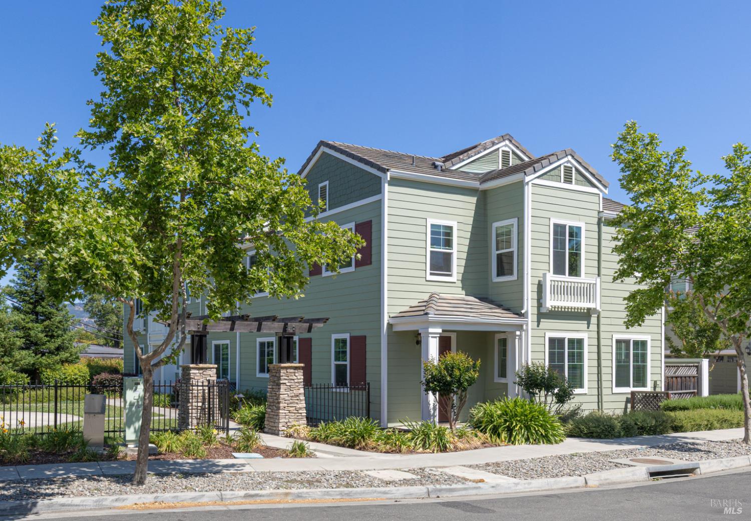 2184 Eva Street