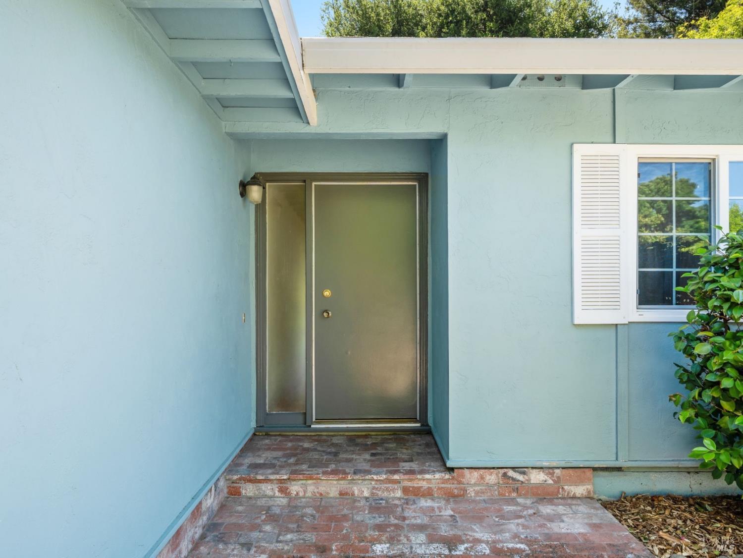 145 Temelec Cir