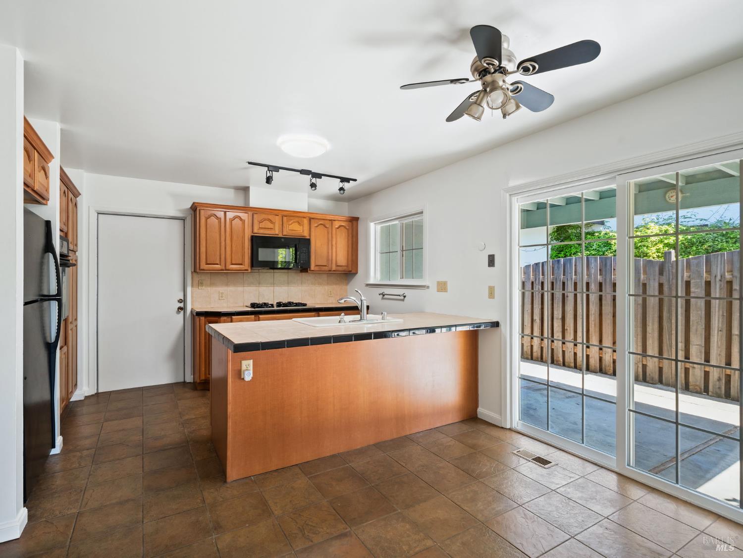 145 Temelec Cir