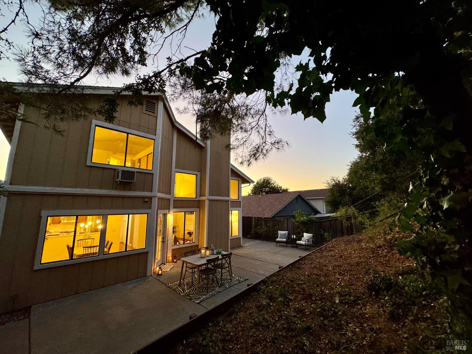 124 Nalisty Dr