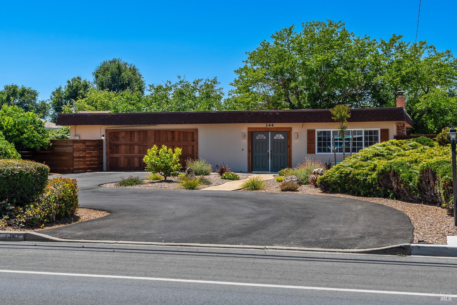 144 James Rd